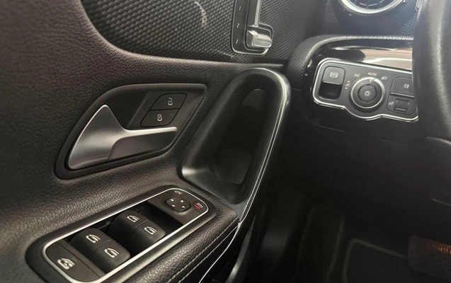 imagem-https://www.socarrao.com.br/sc-vehicle-images-prod/4371030/1792157113049-8351704_5_B_4bcd7e31fa.jpeg