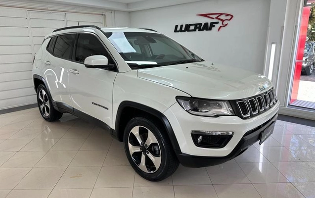 imagem-https://www.socarrao.com.br/sc-vehicle-images-prod/4371053/1792157222476-8064547_0_B_b140347d00.jpeg