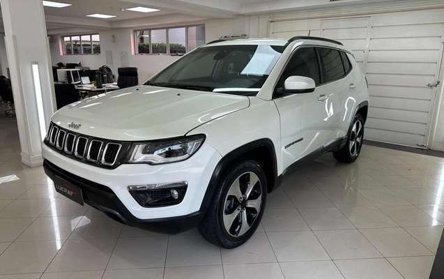 imagem-https://www.socarrao.com.br/sc-vehicle-images-prod/4371053/1792157222530-8064547_1_B_0bccc05904.jpeg