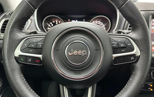 imagem-https://www.socarrao.com.br/sc-vehicle-images-prod/4371059/1792157253053-8424780_5_B_bb80b012dc.jpeg