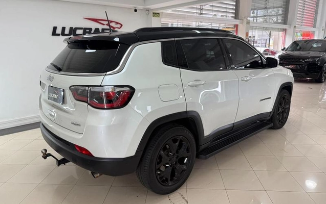 imagem-https://www.socarrao.com.br/sc-vehicle-images-prod/4371065/1792157280909-8475223_3_B_9bb39ec0b5.jpeg