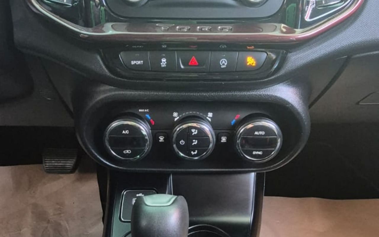 imagem-https://www.socarrao.com.br/sc-vehicle-images-prod/4371070/1792157322458-V2hhdHNBcHAgSW1hZ2UgMjAyNi0xMC0xNSBhdCAyMC41Ny4yNSAoMSkuanBlZw.jpeg