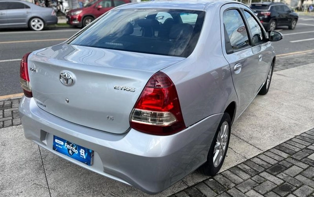 imagem-https://www.socarrao.com.br/sc-vehicle-images-prod/4371094/1792165458168-8576727_5_B_780423816f.jpeg