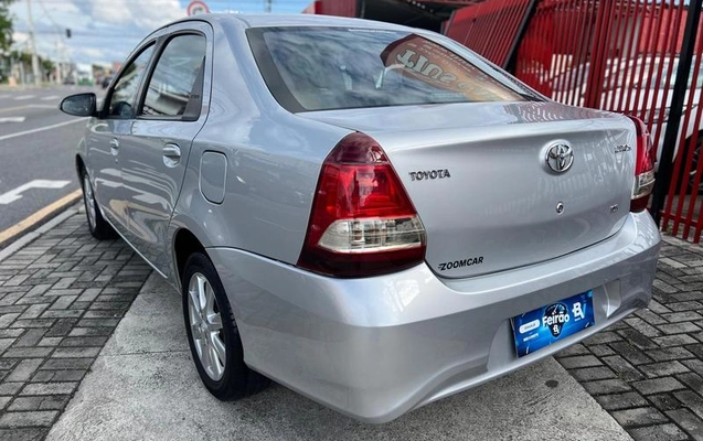 imagem-https://www.socarrao.com.br/sc-vehicle-images-prod/4371094/1792165458169-8576727_7_B_36b7c11292.jpeg