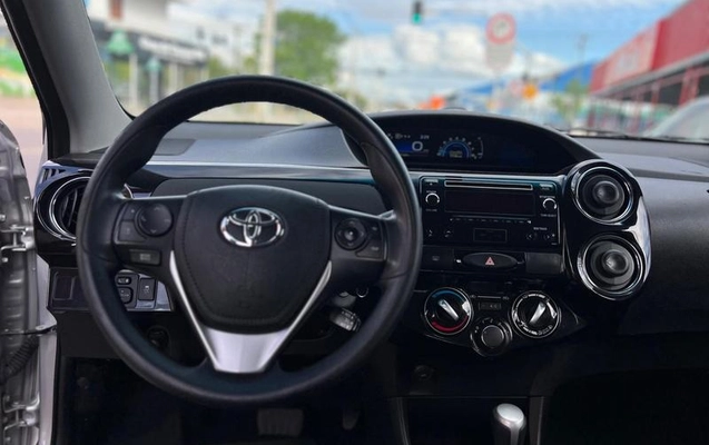imagem-https://www.socarrao.com.br/sc-vehicle-images-prod/4371094/1792165458169-8576727_8_B_b681ba8050.jpeg