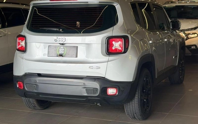 imagem-https://www.socarrao.com.br/sc-vehicle-images-prod/4371098/1792236165455-8548286_2_B_d7167d7114.jpeg