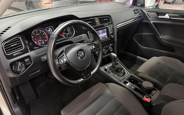 imagem-https://www.socarrao.com.br/sc-vehicle-images-prod/4371100/1792157506920-8363654_10_B_424ec7c9c7.jpeg