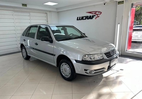 Volkswagen Gol 1.0 Plus 16v 2p 2005 Prata — foto 1 de 3