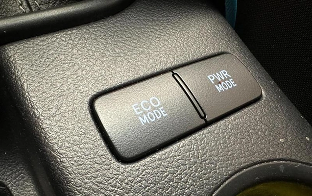 imagem-https://www.socarrao.com.br/sc-vehicle-images-prod/4371112/1792157664996-7693864_3_B_0edf16b0c2.jpeg