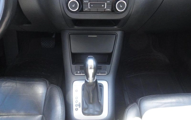 imagem-https://www.socarrao.com.br/sc-vehicle-images-prod/4371121/1792239949956-8576707_6_B_db4f1c8c32.jpeg