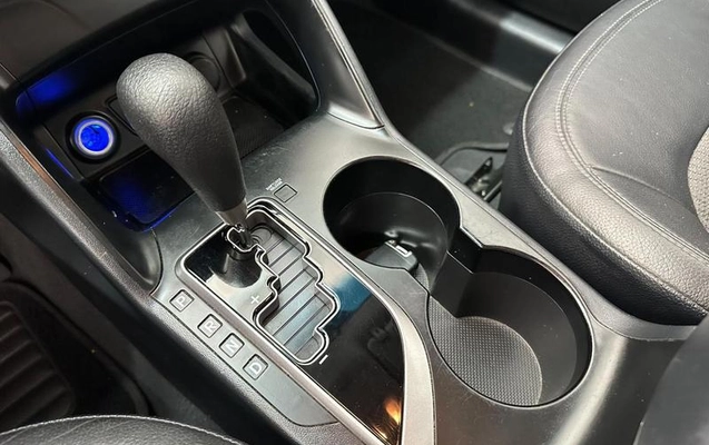 imagem-https://www.socarrao.com.br/sc-vehicle-images-prod/4371141/1792157824035-7975071_2_B_f8098d516d.jpeg
