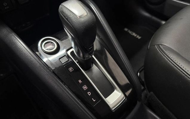imagem-https://www.socarrao.com.br/sc-vehicle-images-prod/4371158/1792157877742-8348788_6_B_35361e0f74.jpeg