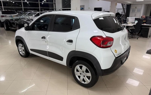 imagem-https://www.socarrao.com.br/sc-vehicle-images-prod/4371170/1792157923286-8550469_3_B_199b4204a6.jpeg