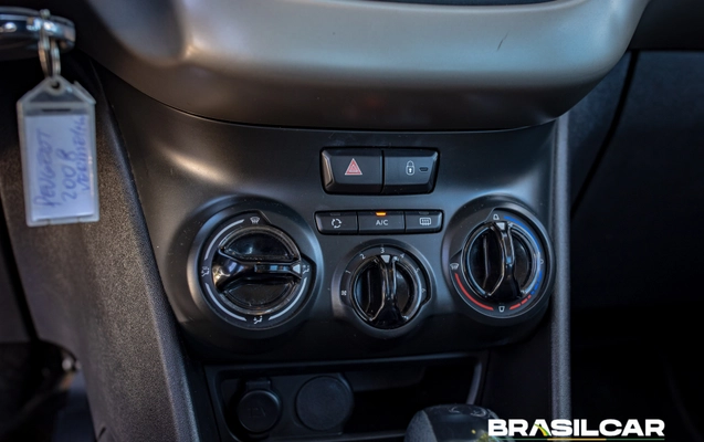 imagem-https://www.socarrao.com.br/sc-vehicle-images-prod/4371172/1792157934731-003_c6c58f72f22994c50564ed74641da063.jpg
