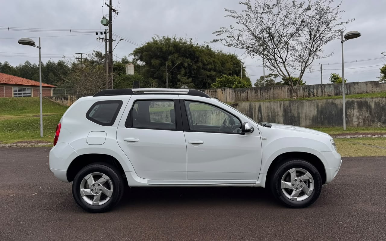 imagem-https://www.socarrao.com.br/sc-vehicle-images-prod/4371173/1792157936575-V2hhdHNBcHAgSW1hZ2UgMjAyNi0xMC0xNiBhdCAwOS4yNS41NiAoMikuanBlZw.jpeg
