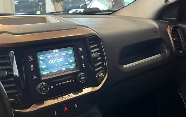 imagem-https://www.socarrao.com.br/sc-vehicle-images-prod/4371183/1792157984182-78fc01f3aceb4f93bd59e67349f32da8_1792098693662.jpg