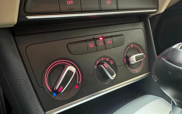 imagem-https://www.socarrao.com.br/sc-vehicle-images-prod/4371198/1792158041428-8508436_2_B_2d56aa73a0.jpeg
