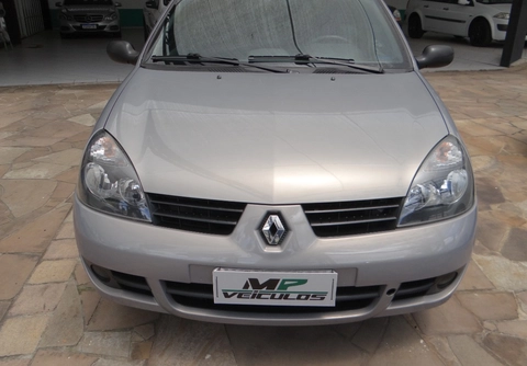 Renault Clio 2010 Prata — foto 1 de 3