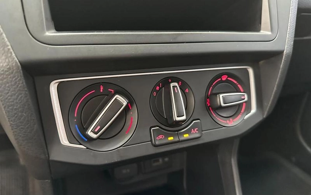 imagem-https://www.socarrao.com.br/sc-vehicle-images-prod/4371208/1792158135363-6712869_0_B_ddfebf7a6e.jpeg