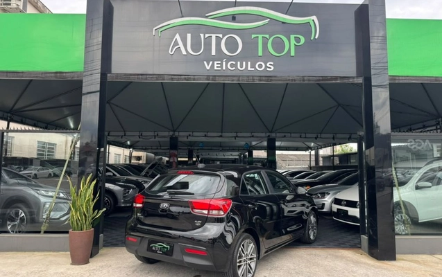 imagem-https://www.socarrao.com.br/sc-vehicle-images-prod/4371222/1792158350773-gb-0c07593.jpg