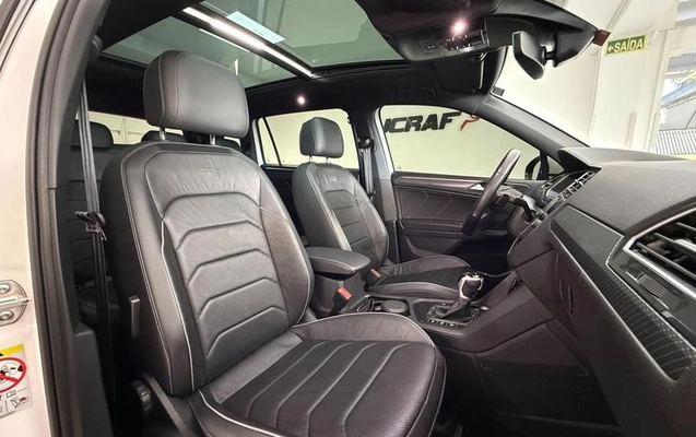 imagem-https://www.socarrao.com.br/sc-vehicle-images-prod/4371224/1792158295592-8194632_5_B_900cba6f4a.jpeg