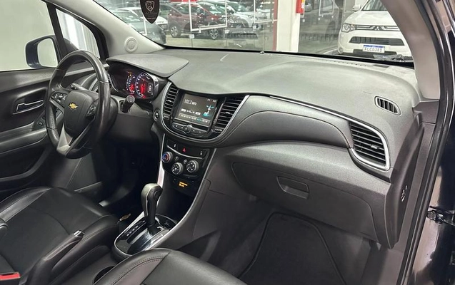 imagem-https://www.socarrao.com.br/sc-vehicle-images-prod/4371228/1792158333839-8140128_8_B_dd398437a2.jpeg