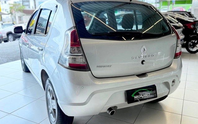 imagem-https://www.socarrao.com.br/sc-vehicle-images-prod/4371233/1792177468580-6d9b36c471db4fefb2f583e9130c15a7_1792158334320.jpg