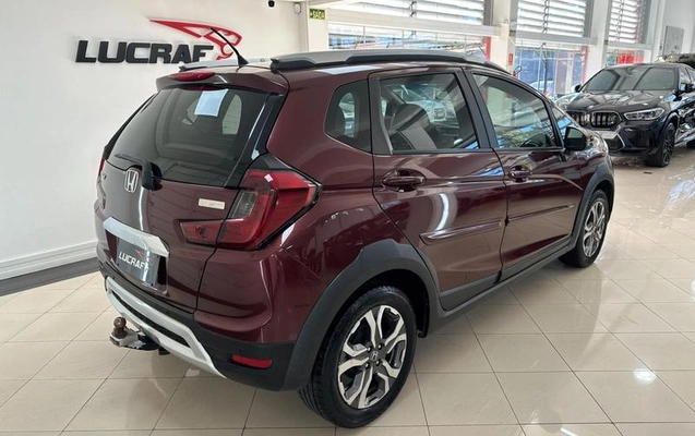 imagem-https://www.socarrao.com.br/sc-vehicle-images-prod/4371234/1792158384619-8032229_11_B_80f6d84995.jpeg