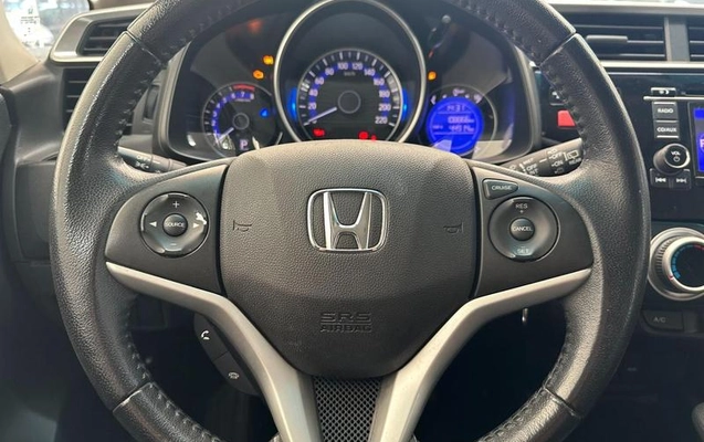 imagem-https://www.socarrao.com.br/sc-vehicle-images-prod/4371234/1792158384631-8032229_5_B_a61cf5b5e6.jpeg