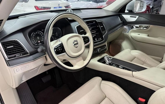 imagem-https://www.socarrao.com.br/sc-vehicle-images-prod/4371236/1792158398980-8554713_13_B_8eba18cee5.jpeg