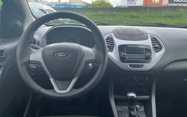 imagem-https://www.socarrao.com.br/sc-vehicle-images-prod/4371308/1792182678568-f7b89cf587bf4b71badd993301925a3f_1792182604862.jpg