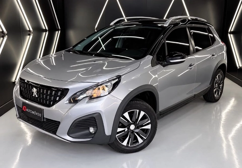 Peugeot 2008 2023 Prata — foto 1 de 2