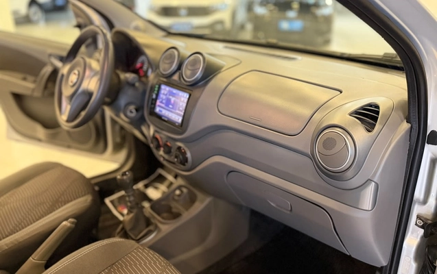 imagem-https://www.socarrao.com.br/sc-vehicle-images-prod/4371335/1792158995775-11_105601.jpg