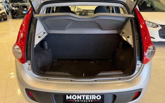 imagem-https://www.socarrao.com.br/sc-vehicle-images-prod/4371335/1792158995780-3_105600.jpg
