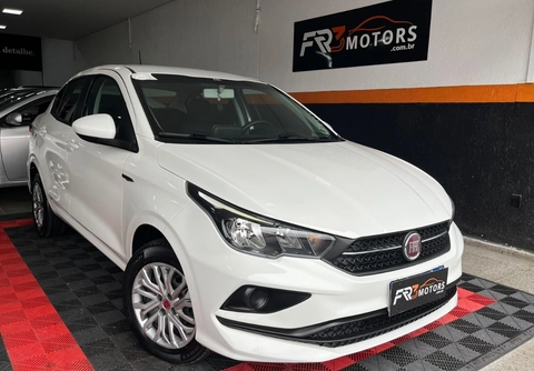Fiat Cronos DRIVE 1.3 8V Flex 2019 Branco — foto 1 de 3