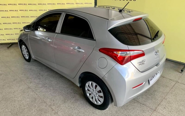 imagem-https://www.socarrao.com.br/sc-vehicle-images-prod/4371340/1792419560651-8525522_4_B_bcde433533.jpeg