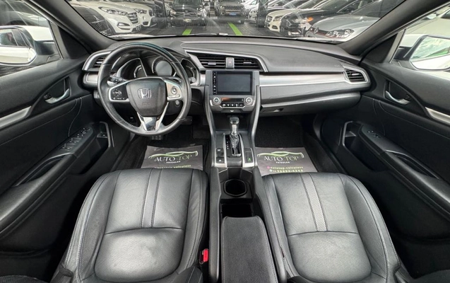 imagem-https://www.socarrao.com.br/sc-vehicle-images-prod/4371356/1792159163355-gb-29d9711.jpg