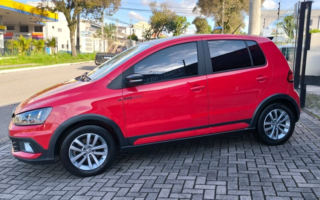 imagem-https://www.socarrao.com.br/sc-vehicle-images-prod/4371360/1792159191238-Rk9YIFBFUFBFUiAyMDE3IDA1LmpwZw.jpg