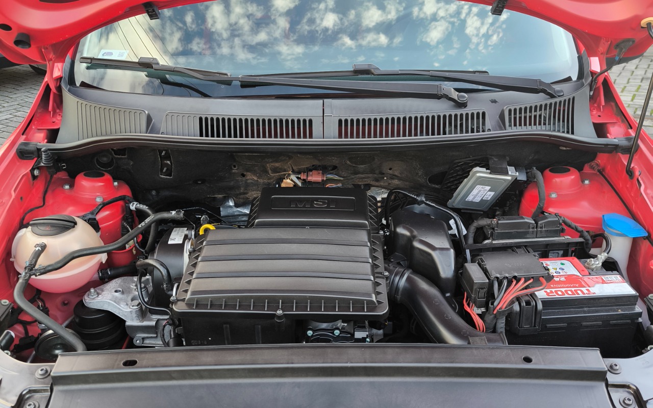 imagem-https://www.socarrao.com.br/sc-vehicle-images-prod/4371360/1792159192001-Rk9YIFBFUFBFUiAyMDE3IDExLmpwZw.jpg