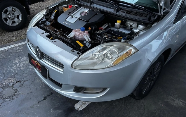 imagem-https://www.socarrao.com.br/sc-vehicle-images-prod/4371382/1792159342687-aPoQdRu4vGx0ckRJNYdzURHEYt3U7SI3.jpg