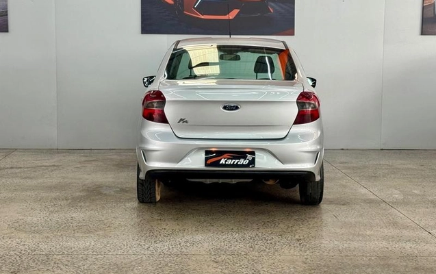imagem-https://www.socarrao.com.br/sc-vehicle-images-prod/4371397/1792159404761-8535425_4_B_3dfe8f0326.jpeg