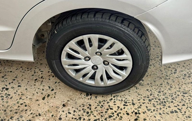 imagem-https://www.socarrao.com.br/sc-vehicle-images-prod/4371397/1792159404765-8535425_6_B_f2f6a8d742.jpeg