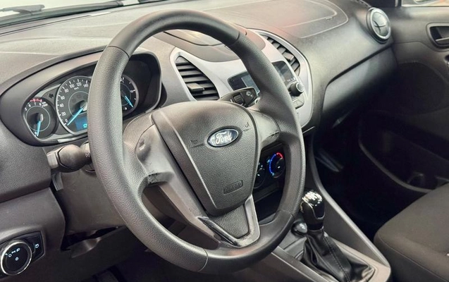 imagem-https://www.socarrao.com.br/sc-vehicle-images-prod/4371397/1792159404769-8535425_8_B_979f1a8761.jpeg