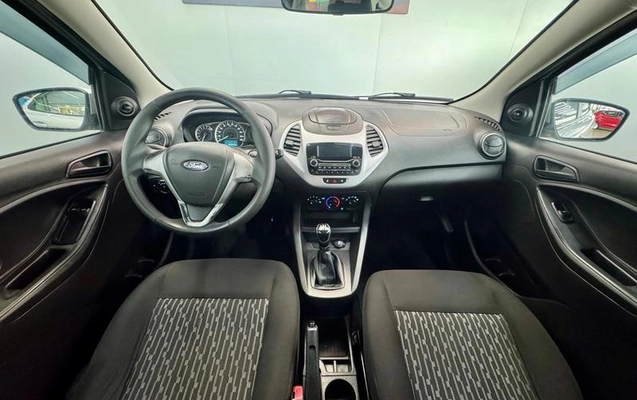 imagem-https://www.socarrao.com.br/sc-vehicle-images-prod/4371397/1792159404778-8535425_12_B_b3771601ae.jpeg