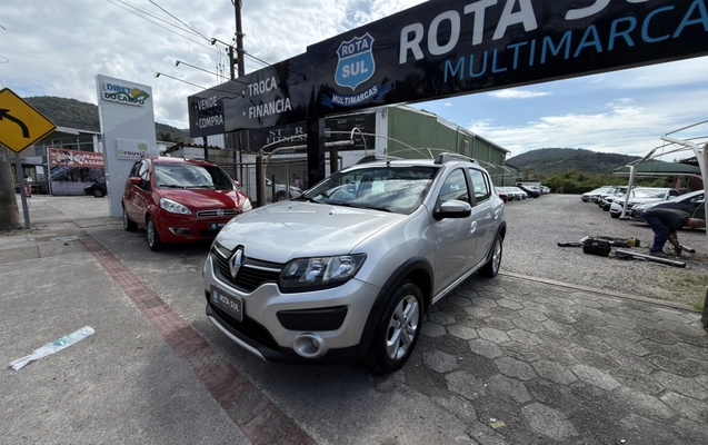 imagem-https://www.socarrao.com.br/sc-vehicle-images-prod/4371415/1792159498457-003_7f127deda8e7c089e6c65b1293274d6e.jpg