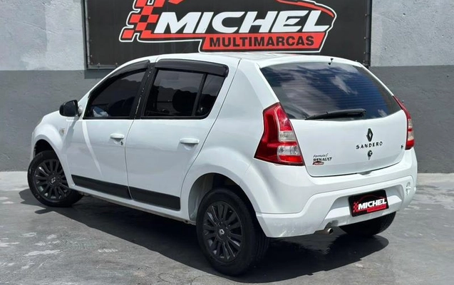imagem-https://www.socarrao.com.br/sc-vehicle-images-prod/4371446/1792159762016-8541915_19_B_9c177eea52.jpeg