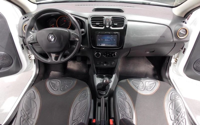 imagem-https://www.socarrao.com.br/sc-vehicle-images-prod/4371448/1792159805383-8541104_12_B_9b93a0f675.jpeg