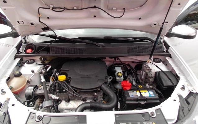 imagem-https://www.socarrao.com.br/sc-vehicle-images-prod/4371448/1792159805396-8541104_18_B_190efb2f67.jpeg