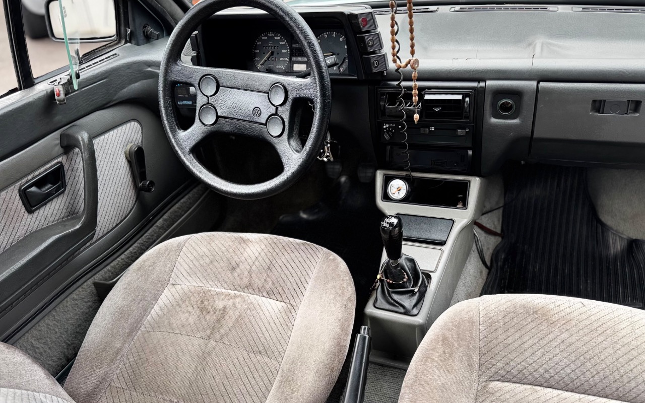 imagem-https://www.socarrao.com.br/sc-vehicle-images-prod/4371488/1792160034624-ZGJiODkxOTQtZjQ4NC00NDNjLTg1MTItZTQ3MjAxMmE2NDNiLmpwZWc.jpeg