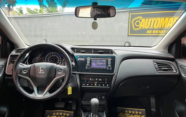 imagem-https://www.socarrao.com.br/sc-vehicle-images-prod/4371537/1792160341115-5d29ee28af1a4770b1a98bc381badeb6_1792160086338.jpg